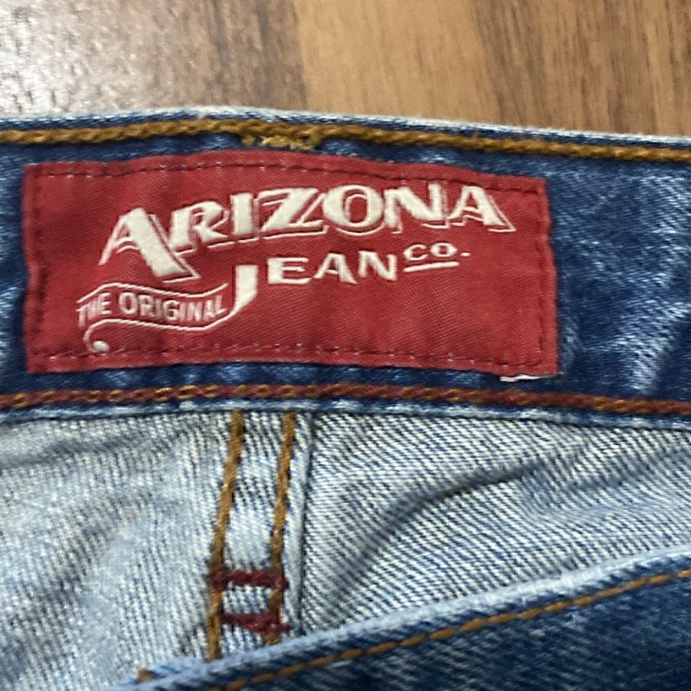 Vintage Arizona Jeans  - Picture 5 of 6